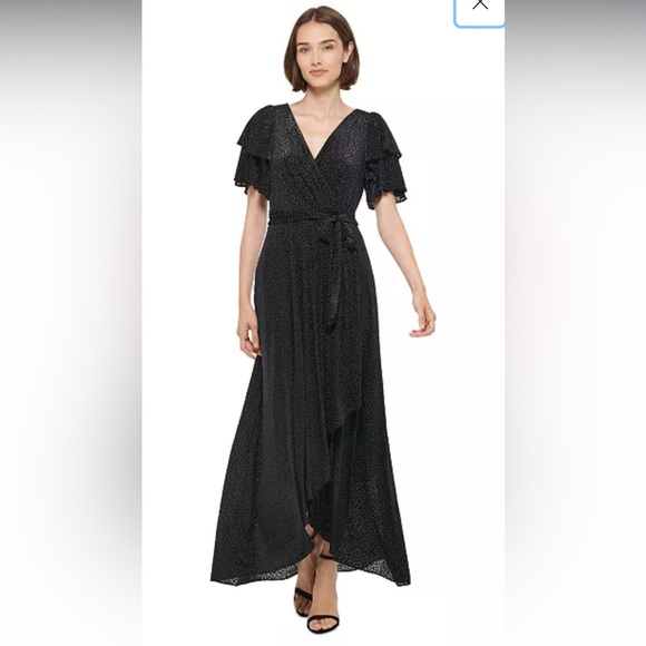 Black dress - Picture 2 of 6